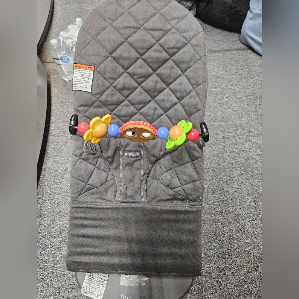 Used BabyBjörn Bouncer Bliss, Cotton, Classic Quilt, Anthracite